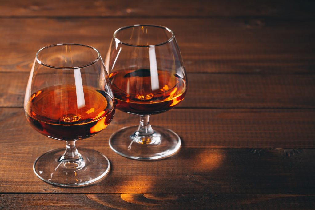 Gli alcolici sorpassano il vino nel mercato di importazione cinese brandy 1024x683 1